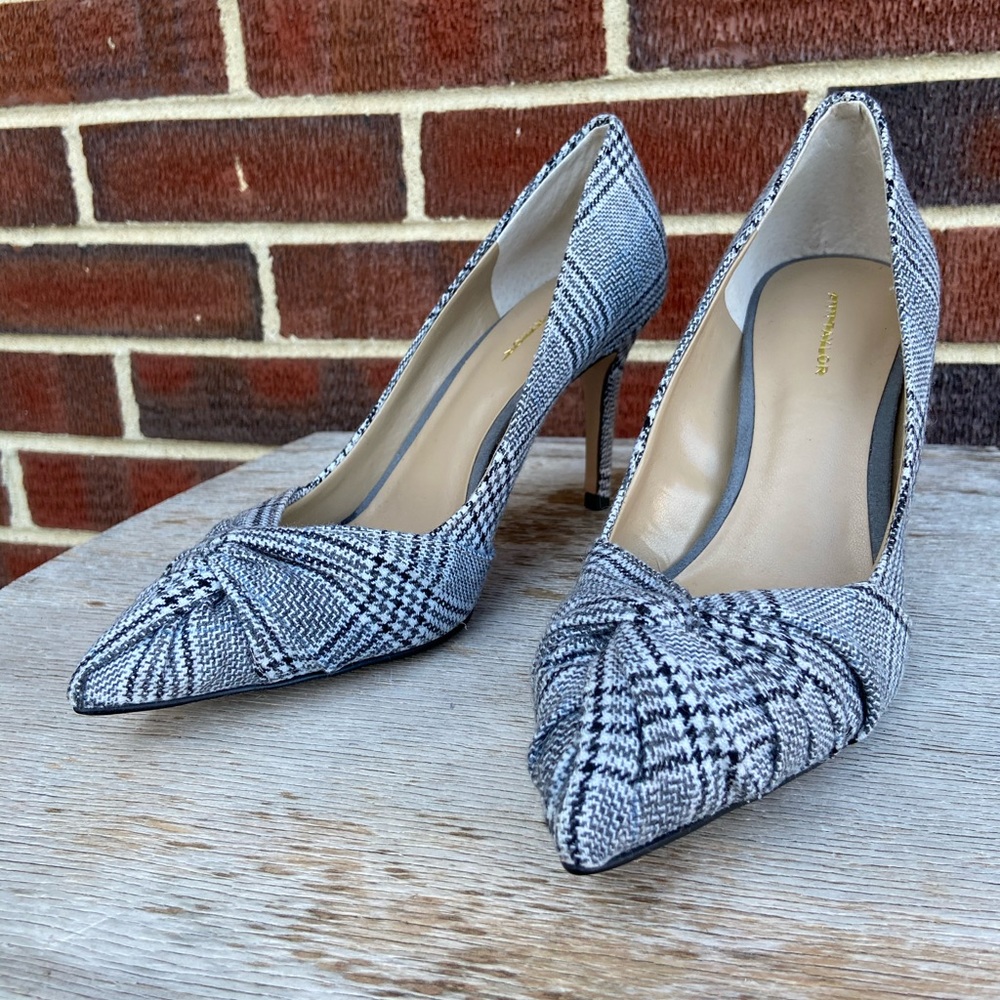 Anne Taylor plaid heel